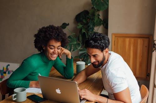 Read more about the article How to improve team engagement in 2025.